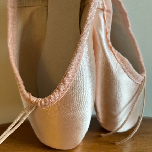 BRAND NEW - Suffolk Solo Prequel Pointe Shoes - Standard 4 XXXN - Pink - Picture 10 of 11